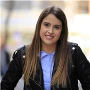 Doy clases particulares para niños de primaria de valenciano, castellano, matematicas, sociales... El precio es 10€ la hora